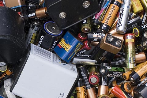 甘南藏族废旧铅酸电池回收企业|上门回收超威CHILWEE电池